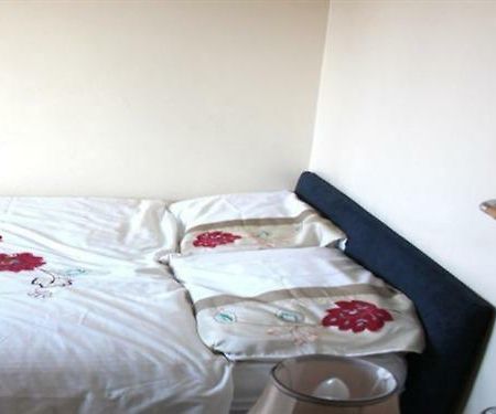 בקסליהית' Julius Lodge חדר תמונה